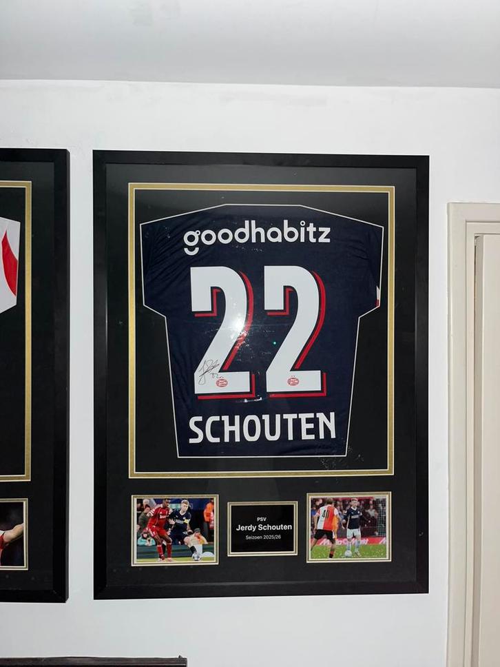 Gesigneerd shirt van Schouten ingelijst, Verzamelen, Sportartikelen en Voetbal, Nieuw, Shirt, PSV, Ophalen