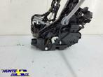 Deurslot mechaniek LA Volvo V70 ('07-'17) 31253922, Gebruikt, Ophalen of Verzenden, Volvo, Volvo