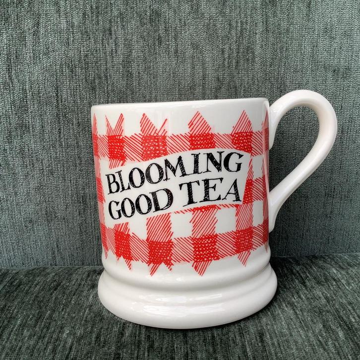 Emma Bridgewater- servies- GINGHAM 🍓Mug- BLOOMING GOOD TEA, Huis en Inrichting, Keuken | Servies, Nieuw, Kop(pen) en/of Schotel(s)