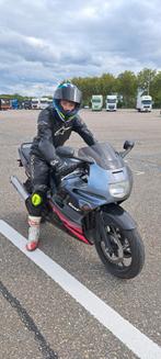 GEZOCHT racekuip en racezitje voor honda CBR 600 F2 of F3, Ophalen