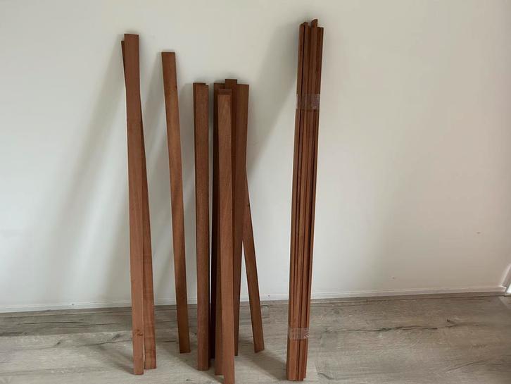 Houten latten, diverse lengtes, nieuw, Doe-het-zelf en Verbouw, Hout en Planken, Zo goed als nieuw, Plank, Overige houtsoorten