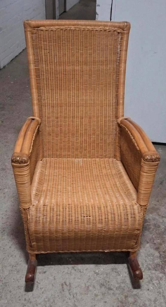 Rotan Schommelstoel - Vintage Stijl, Huis en Inrichting, Fauteuils, Gebruikt, Riet of Rotan, 50 tot 75 cm, Minder dan 75 cm, Ophalen
