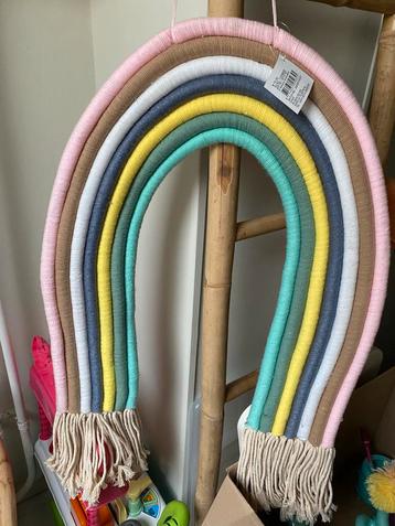 Regenboog Wanddecoratie beschikbaar voor biedingen