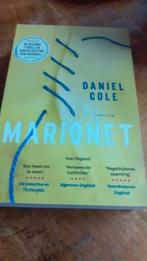 Daniel Cole - Marionet, Ophalen, Zo goed als nieuw, Nederland, Daniel Cole