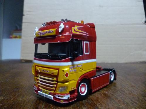 WSI DAF XF 106 Hendrikx Transport met certificaat, Hobby en Vrije tijd, Modelauto's | 1:50, Nieuw, Bus of Vrachtwagen, Wsi, Ophalen of Verzenden