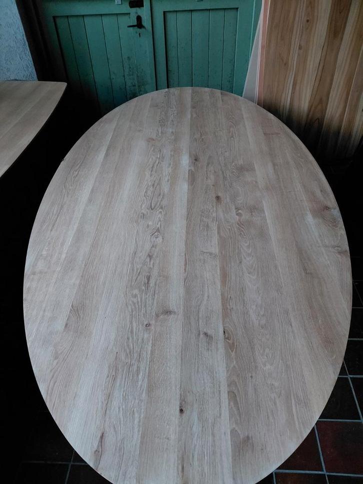 Massief Eiken Eettafel Ovaal 240x120cm, Huis en Inrichting, Tafels | Eettafels, Ophalen of Verzenden
