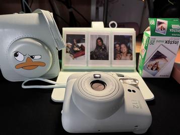 Instant camera INSTAX mini 12 + Accessories beschikbaar voor biedingen