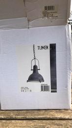 2 industriële hanglampen 1 nieuw in doos, Huis en Inrichting, Lampen | Hanglampen, Ophalen of Verzenden, Nieuw, 50 tot 75 cm