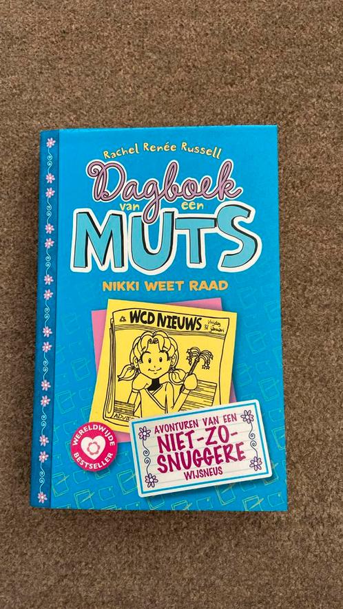 Rachel Renée Russell - Nikki weet raad, Boeken, Kinderboeken | Jeugd | 10 tot 12 jaar, Zo goed als nieuw, Ophalen of Verzenden