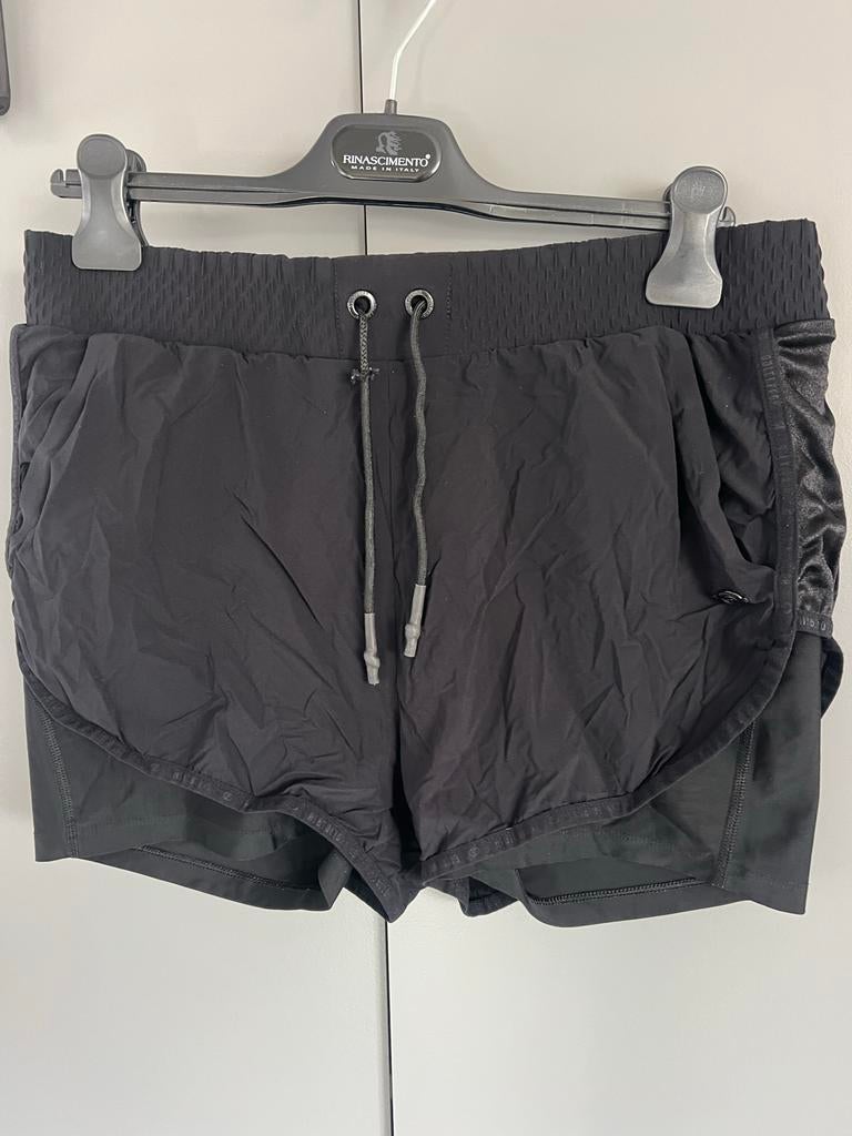 Goldbergh Sportbroekje met binnenbroek, Kleding | Dames, Sportkleding, Maat 38/40 (M), Zwart, Ophalen of Verzenden, Zo goed als nieuw