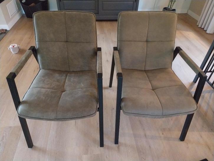 Stoeltjes, Huis en Inrichting, Stoelen, Zo goed als nieuw, Twee, Leer, Metaal, Overige kleuren, Ophalen