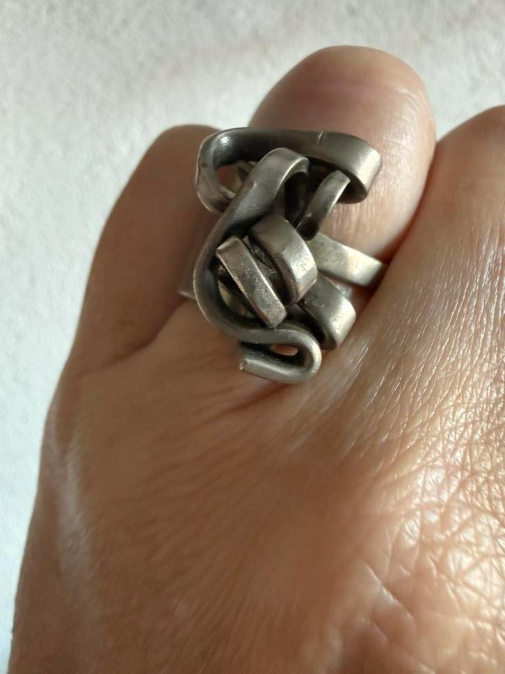 Q217/Handgemaakte Vork ring 17 3/4, Sieraden, Tassen en Uiterlijk, Ringen, Gebruikt, Dame, 17 tot 18, Zilver, Overige materialen
