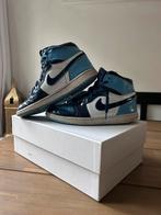 Nike Jordan 1 Retro High UNC Patent Blue Chill (maat 43), Kleding | Heren, Schoenen, Gedragen, Blauw, Ophalen of Verzenden, Nike