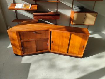 hoek - dressoir vintage hoekkast beschikbaar voor biedingen