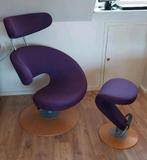 Stokke Variér Peel fauteuil + hocker, PAARS!, Huis en Inrichting, Metaal, 75 tot 100 cm, Design, modern, organisch, ergonomisch