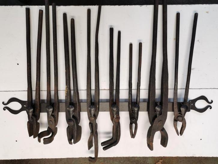 Smeedgereedschap Set met aambeeld Houder, Antiek en Kunst, Antiek | Gereedschap en Instrumenten, Ophalen