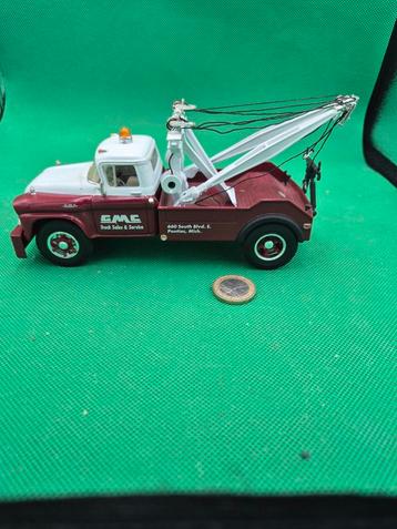 699 GMC 300 takelwagen  beschikbaar voor biedingen