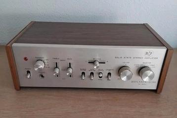 Vintage woodcase versterker  beschikbaar voor biedingen