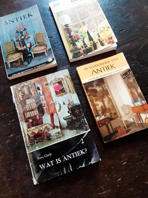 4 brocante paperbacks over antiek, Antiek en Kunst, Antiek | Boeken en Bijbels, Ophalen of Verzenden