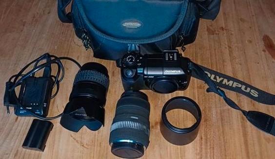 Olympus E-300 camera + 2 lenzen (14-45mm & 55-200mm), Audio, Tv en Foto, Fotocamera's Digitaal, Zo goed als nieuw, Spiegelreflex