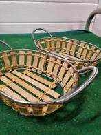 Mandjes klein metaal en bamboe, Huis en Inrichting, Woonaccessoires | Schalen en Manden, Ophalen of Verzenden, 'T Olde Gre-j, Info@toldegrej.nl