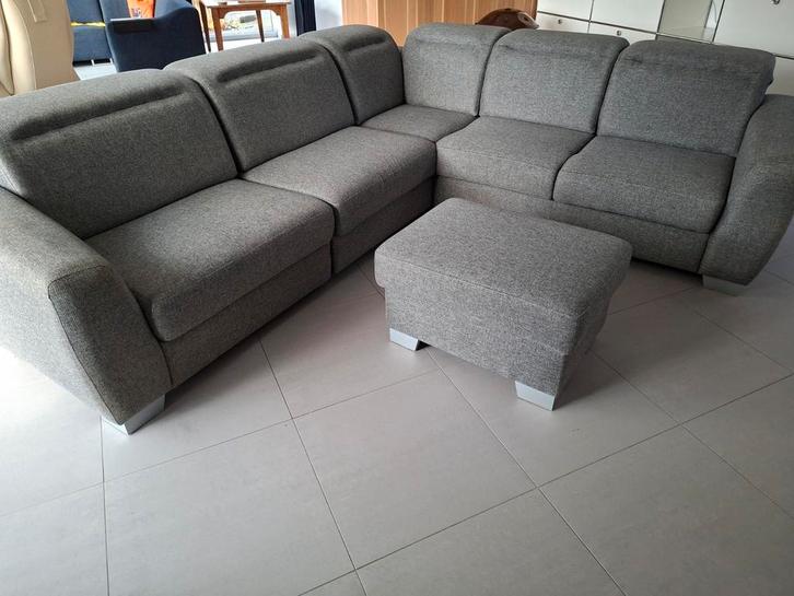 Grijze zithoek en hocker, Huis en Inrichting, Banken | Complete zithoeken, Gebruikt, Stof, Ophalen