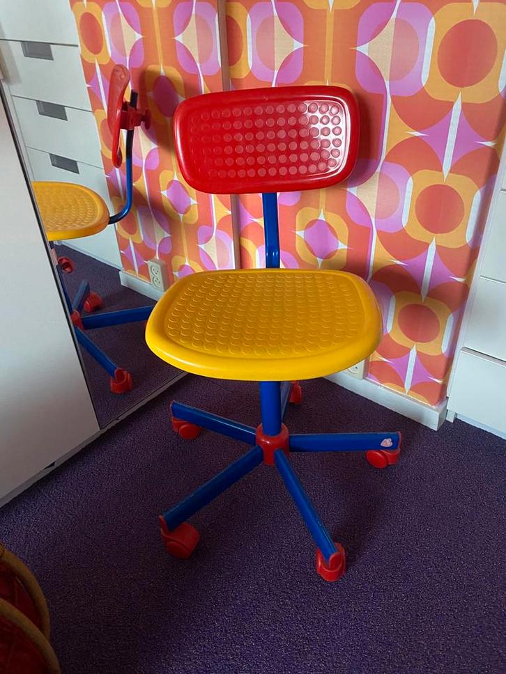 Vintage IKEA Bureaustoel Memphis Milano Stijl bijna gratis, Huis en Inrichting, Bureaustoelen, Ophalen