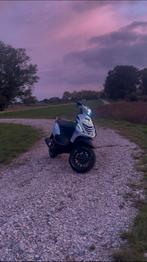 Zip 50cc 4t, Fietsen en Brommers, Scooters | Piaggio, Maximaal 45 km/u, Zip, Ophalen of Verzenden, Zo goed als nieuw