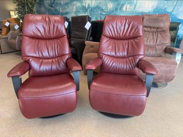 Meubelzorg sta op stoel relax fauteuil set leer op accu beschikbaar voor biedingen