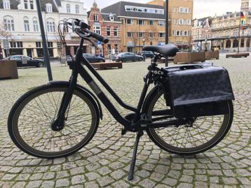 Gazelle Esprit damesfiets - inclusief compleet toebehoren beschikbaar voor biedingen