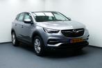 Opel Grandland X 1.2 130Pk Turbo Business Executive. Navi, C, Gebruikt, Euro 6, 1199 cc, Lichtsensor
