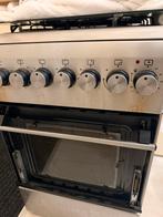 Gasfornuis - Oven werkt goed, Witgoed en Apparatuur, Fornuizen, Gebruikt, Gas, 85 tot 90 cm, 4 kookzones