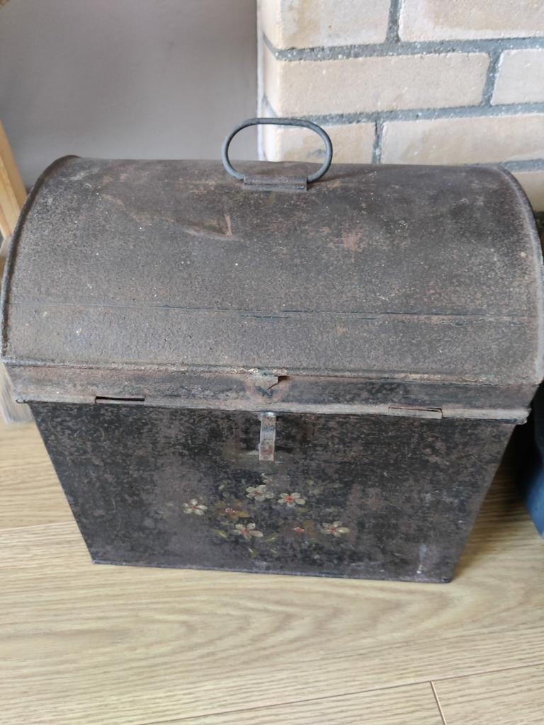 Antiek blik met bloemmotief - Gebruikt en verweerd, Verzamelen, Ophalen, Gebruikt, Overige, Overige merken