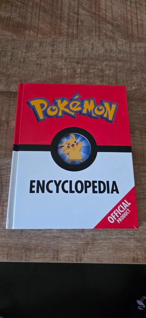 pokemon encyclopedia, Ophalen of Verzenden, Zo goed als nieuw