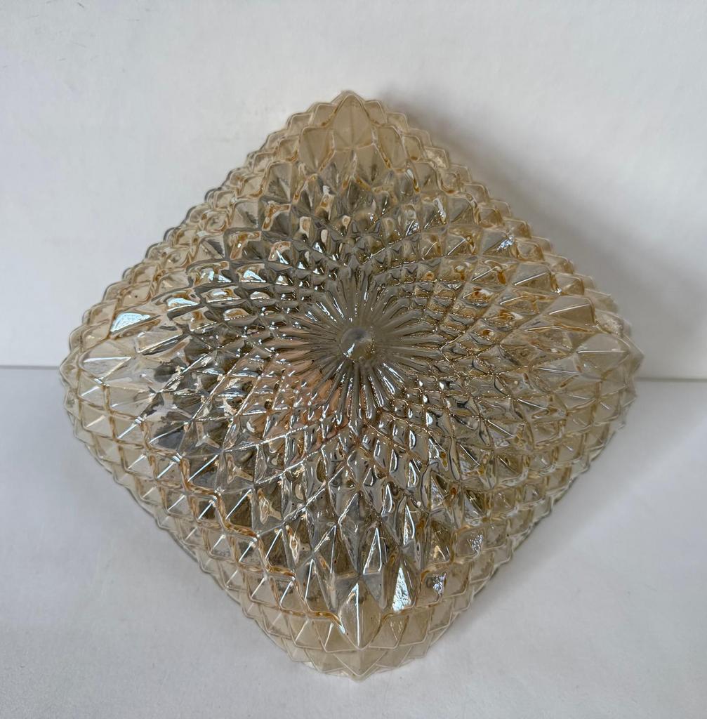 Vintage amberglas plafondlamp vierkant dennenappel patroon, Huis en Inrichting, Lampen | Plafondlampen, Ophalen of Verzenden, Zo goed als nieuw