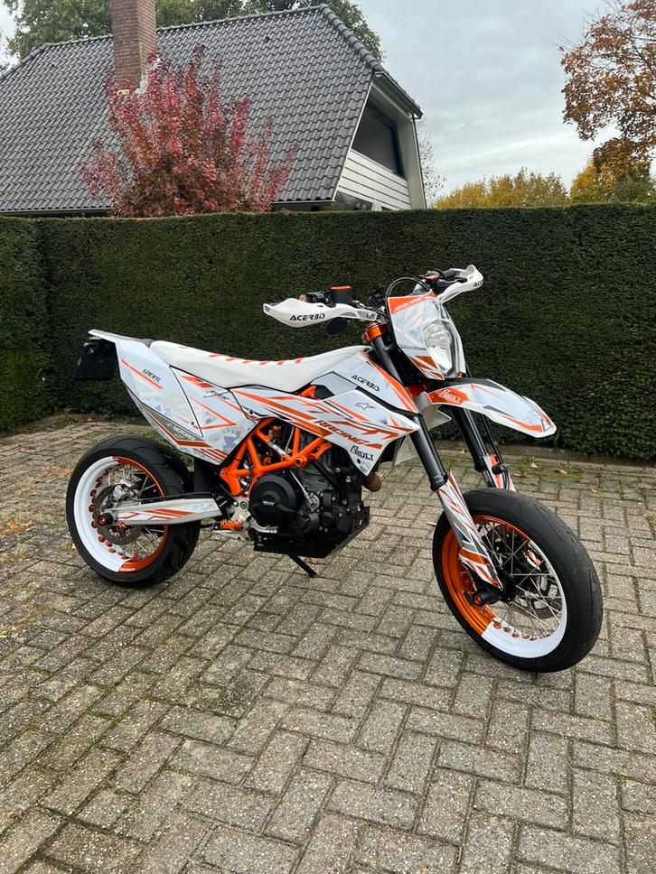Ktm smcr 690 2014, Motoren, Motoren | KTM, Particulier, SuperMoto, meer dan 35 kW, 1 cilinder, Motorrijbewijs A, Sportuitlaat