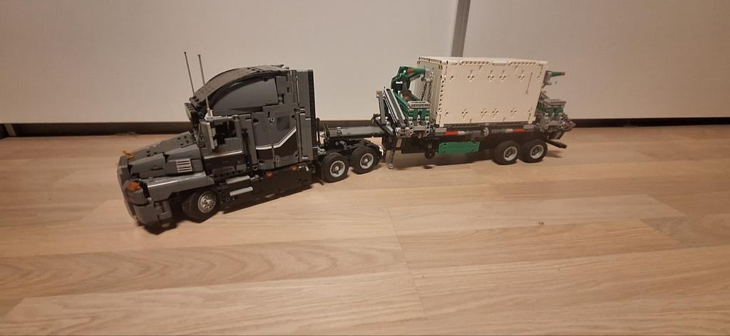 LEGO technic Mack Anthem 42078, Ophalen of Verzenden, Zo goed als nieuw