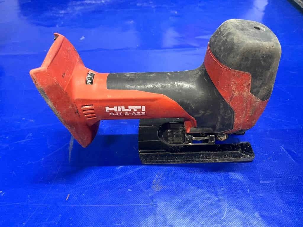 Hilti accu decoupeerzaag SJT 6-A22, Doe-het-zelf en Verbouw, Gereedschap | Zaagmachines, Ophalen, Gebruikt, Decoupeerzaag, 30 tot 70 mm