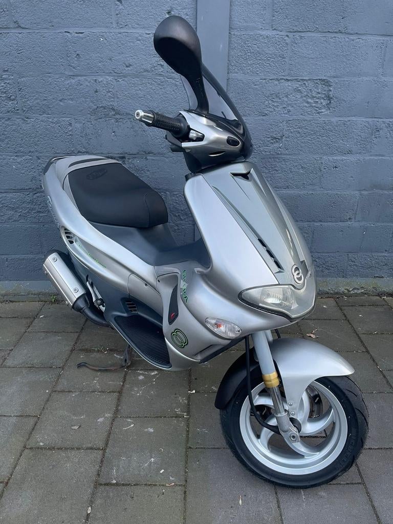 Gilera Runner FXR 180cc 2-takt M08 SM06, Ophalen, Zo goed als nieuw, Tweetakt, Zip