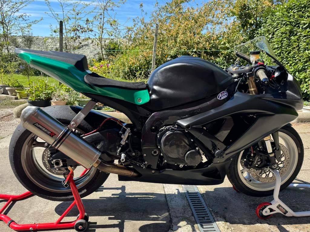 Suzuki Gsxr 600.    2010, Sportuitlaat, 4 cilinders, Motorrijbewijs A, Gebruikt