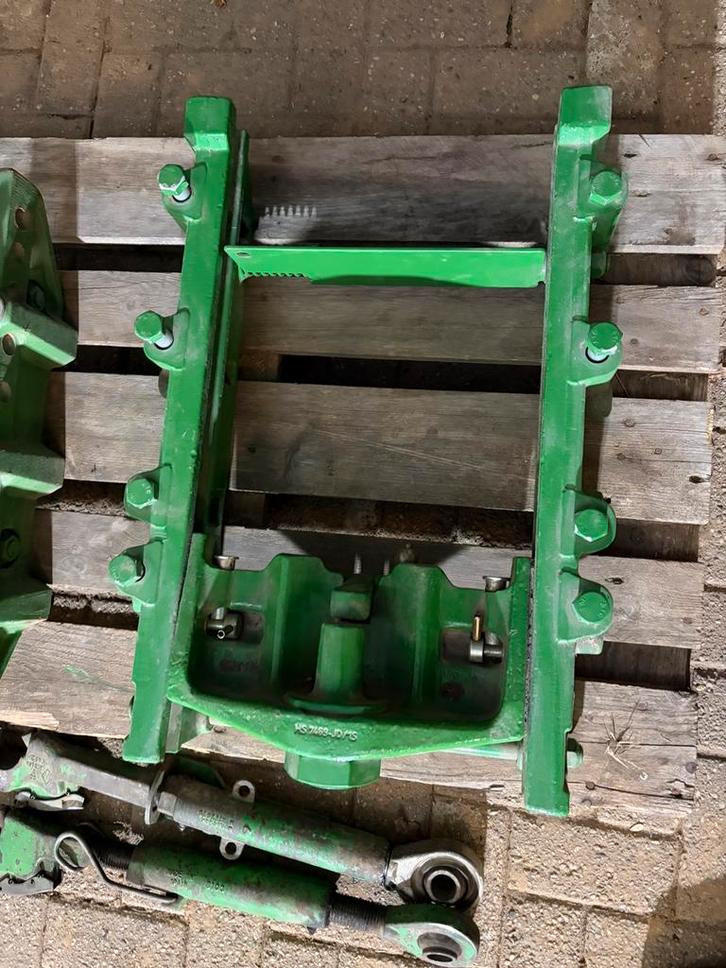 Trekhaakframe 390mm Sauermann John Deere + Pitonfix, Zakelijke goederen, Agrarisch | Onderdelen | Banden, Velgen en Assen, Ophalen of Verzenden