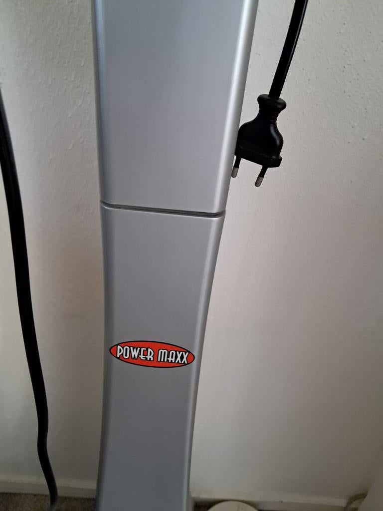 Te koop. Trilplaat power max., Ophalen, Zo goed als nieuw, Trilplaat