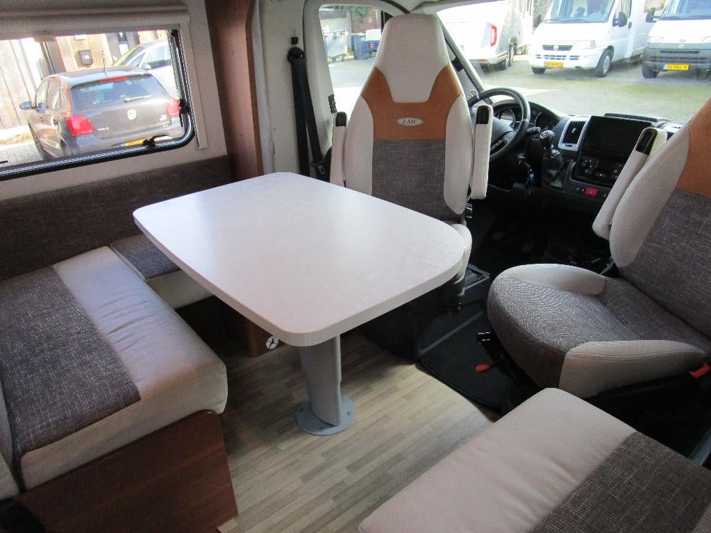 Caravans And Camping Lmc