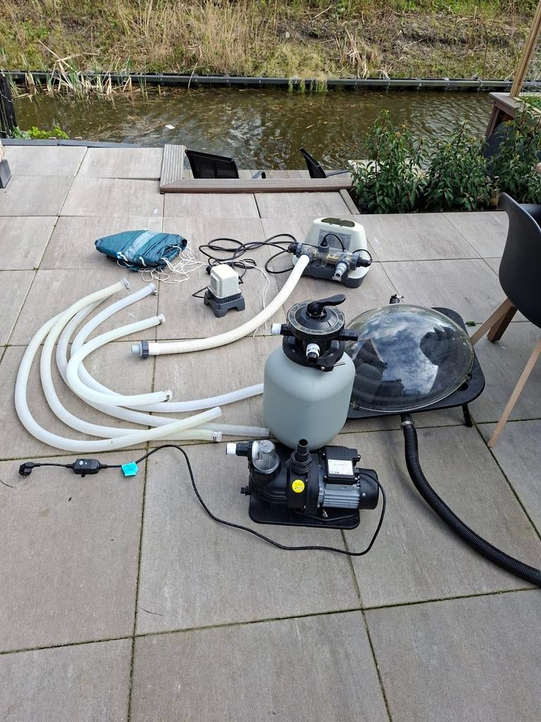 Zwembad 549x274x132cm met verbeterde zoutwaterpomp, Tuin en Terras, Zwembaden, Ophalen