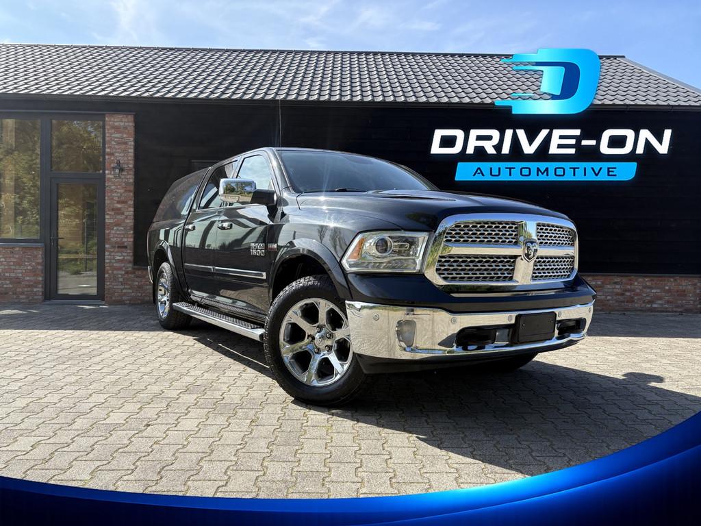Dodge Ram 1500 5.7 V8 Pano - luchtvering - Laramie - Hardtop, Auto's, Automaat, Gebruikt, 5654 cc, Zwart