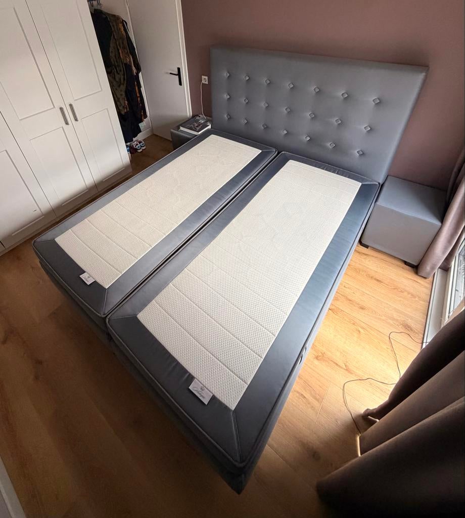 Auping boxspring Adagio 180x210 met hoofdbord en nachtkastje, Huis en Inrichting, Slaapkamer | Boxsprings, Ophalen, 210 cm, Tweepersoons