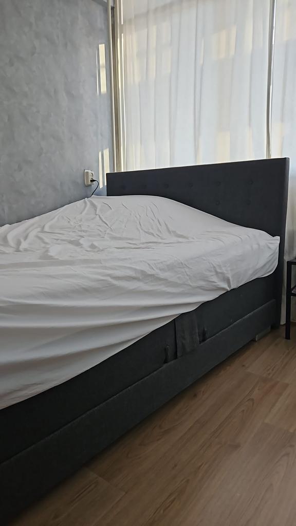 2 persoonsbed elektrisch, Ophalen of Verzenden, Zo goed als nieuw, Tweepersoons, 140 cm