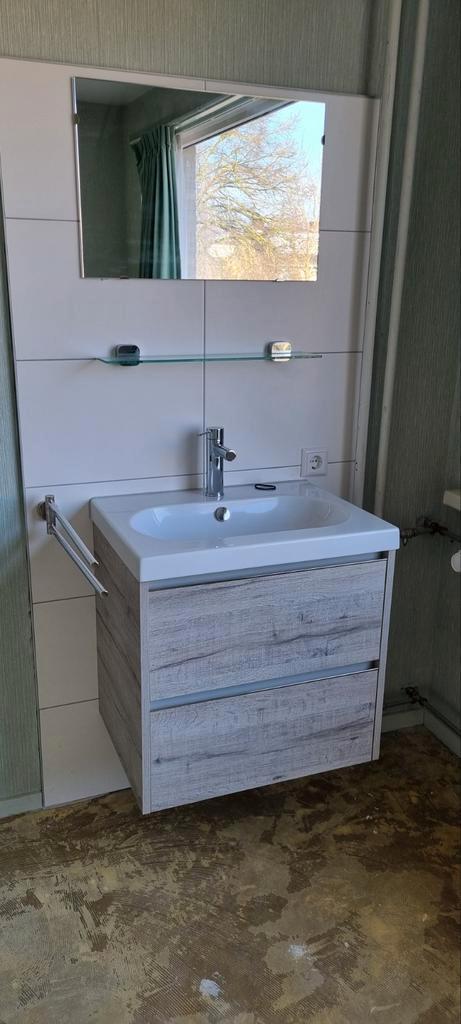 Wastafel + meubel, nieuwstaat, Huis en Inrichting, Badkamer | Badkamermeubels, Zo goed als nieuw, Wasbak of Wastafel, Minder dan 100 cm
