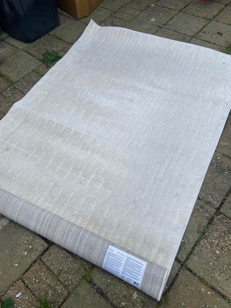 2 Witte vloerkleden .Halfjaar oud., Ophalen of Verzenden, Zo goed als nieuw, Minder dan 10 m², Tapijt