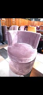 Velvet stoel, Ophalen